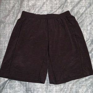 Lululemon 9in short, L.